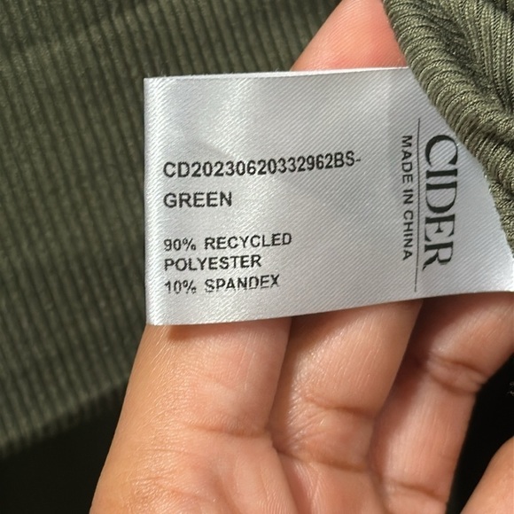 CIDER Army Green Long Sleeve Bodysuit Size 1XL NWT - Picture 5 of 6